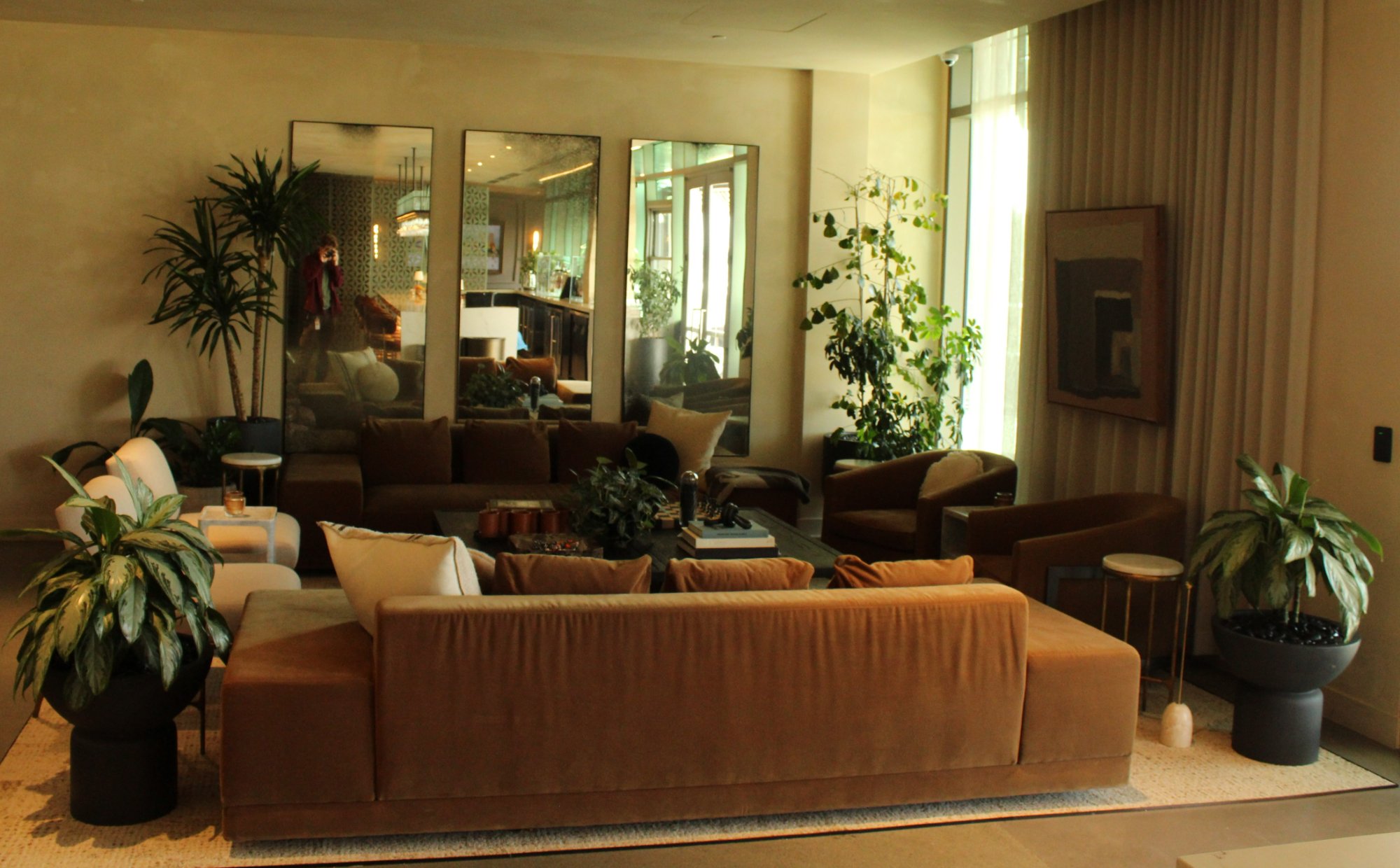 Corporate Lounge